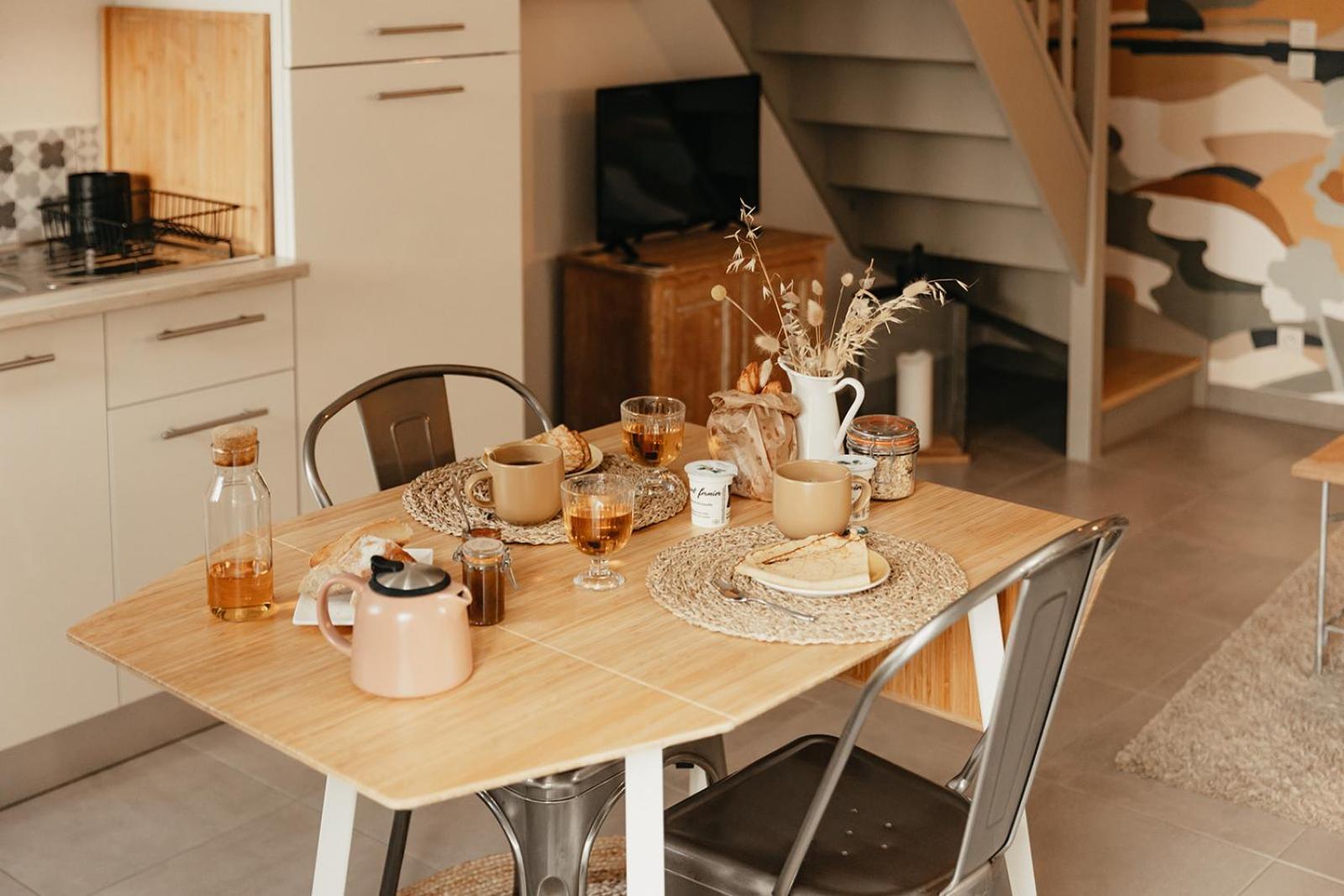 Le Clos Poulain Petits Gites De Charme Et Chambres D'Hotes Familiales Au Calme Proche Bayeux Et Des Plages Nonant Luaran gambar